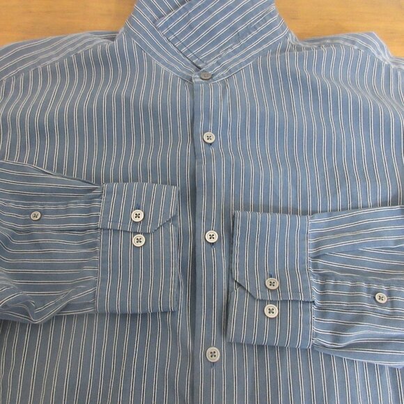 Banana Republic Mens Shirt Sz Large Button-Down Blue Striped 100% Cotton Casual - Picture 6 of 6